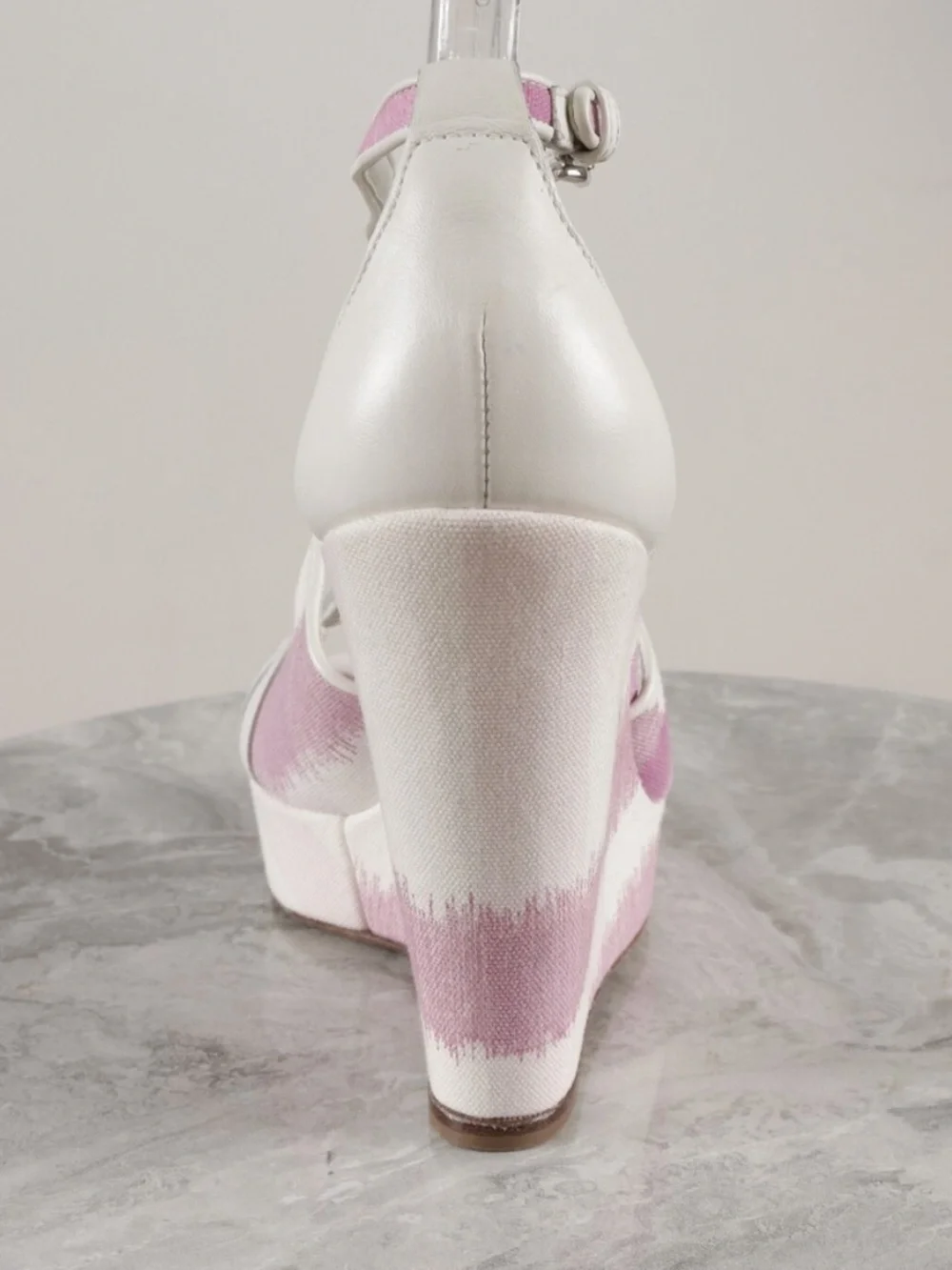 BUBERRY ivory and Pink nova check Women’s Wedge Sandals